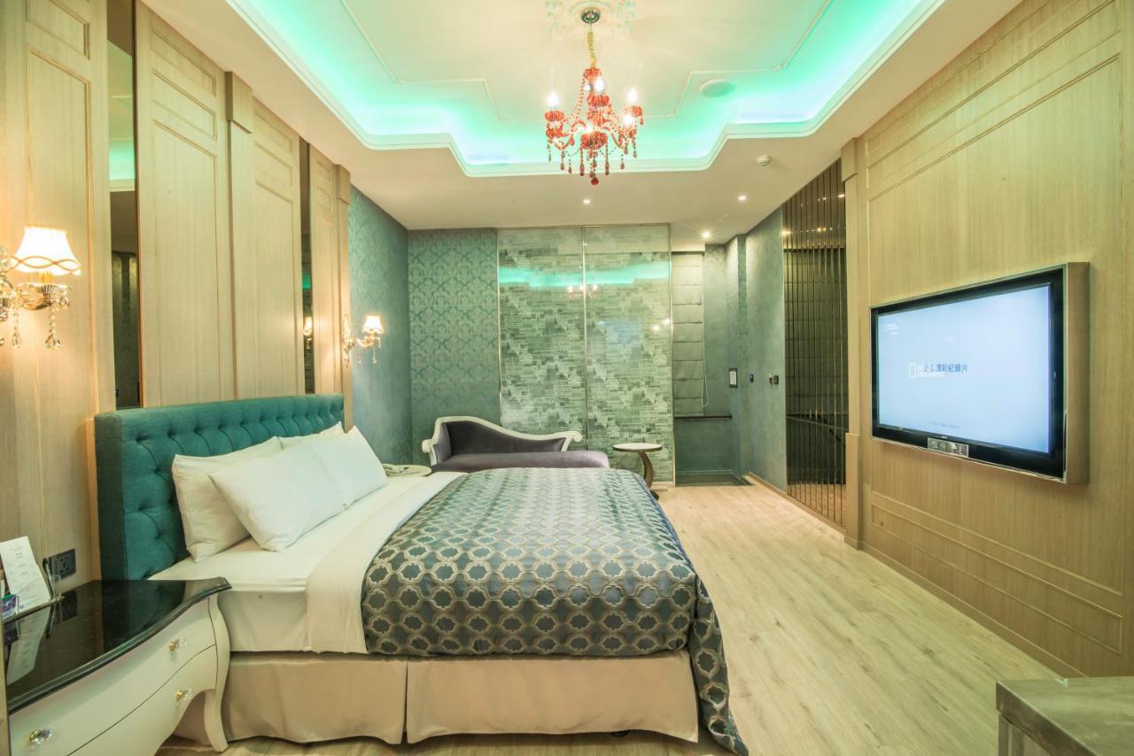 Luv U Motel เกาสง ภายนอก รูปภาพ
